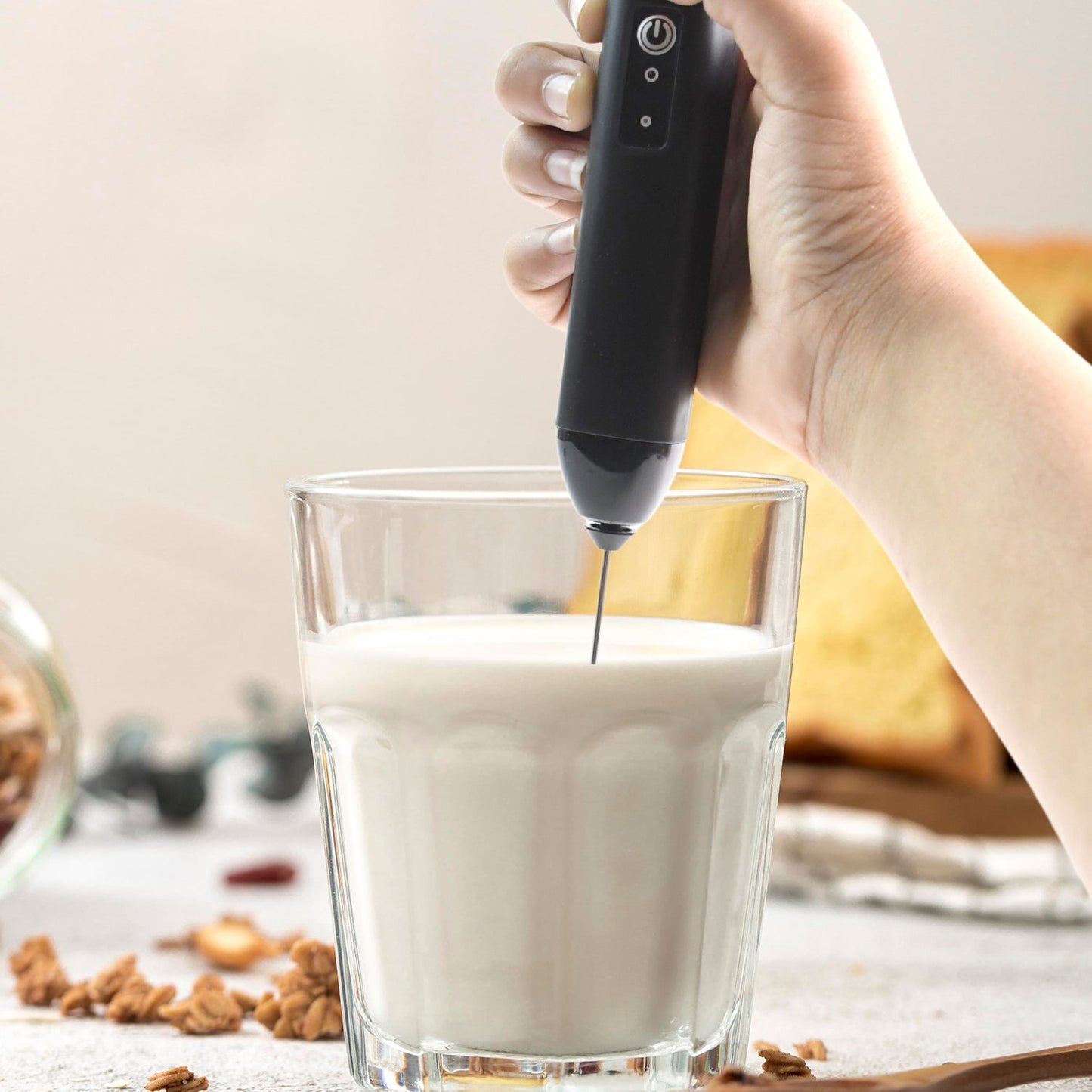 Electric Handheld Milk Frother with Steel Whisk