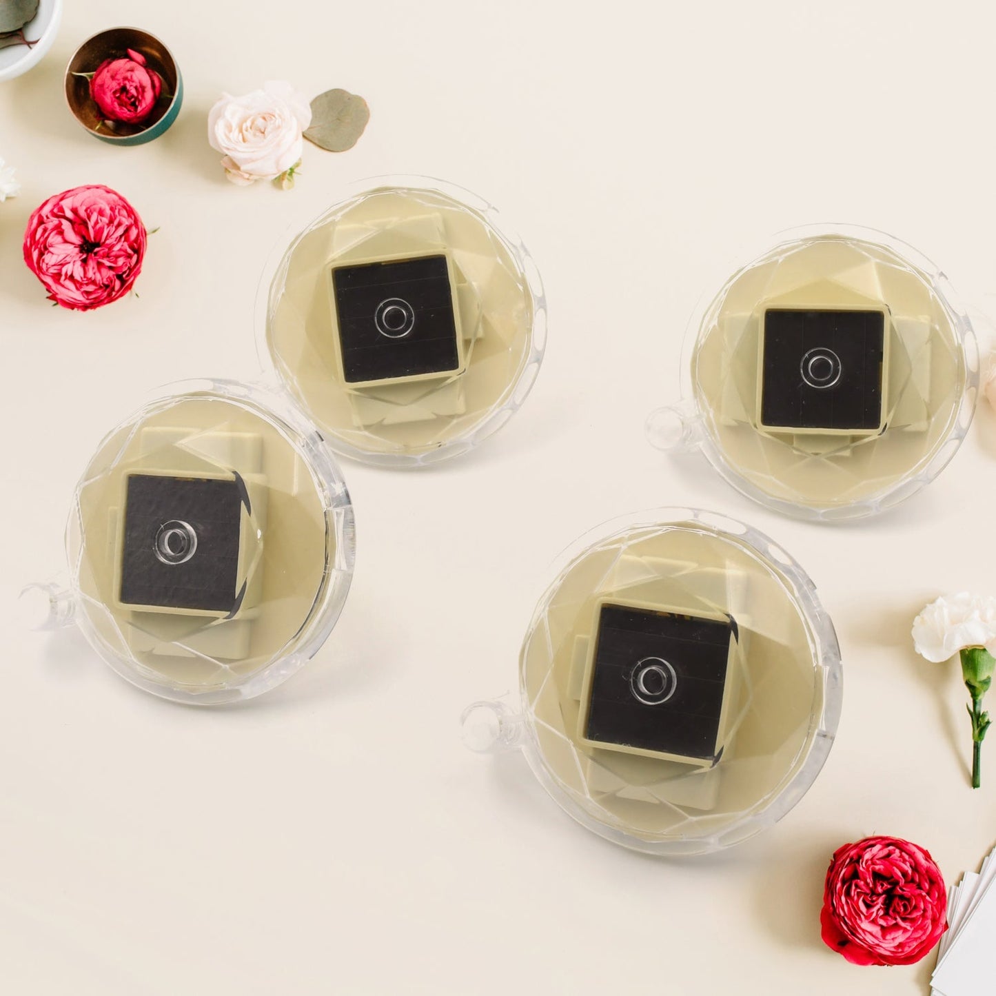 Diamond Shaped Solar Powered Outdoor Lights (4 Pcs Set)