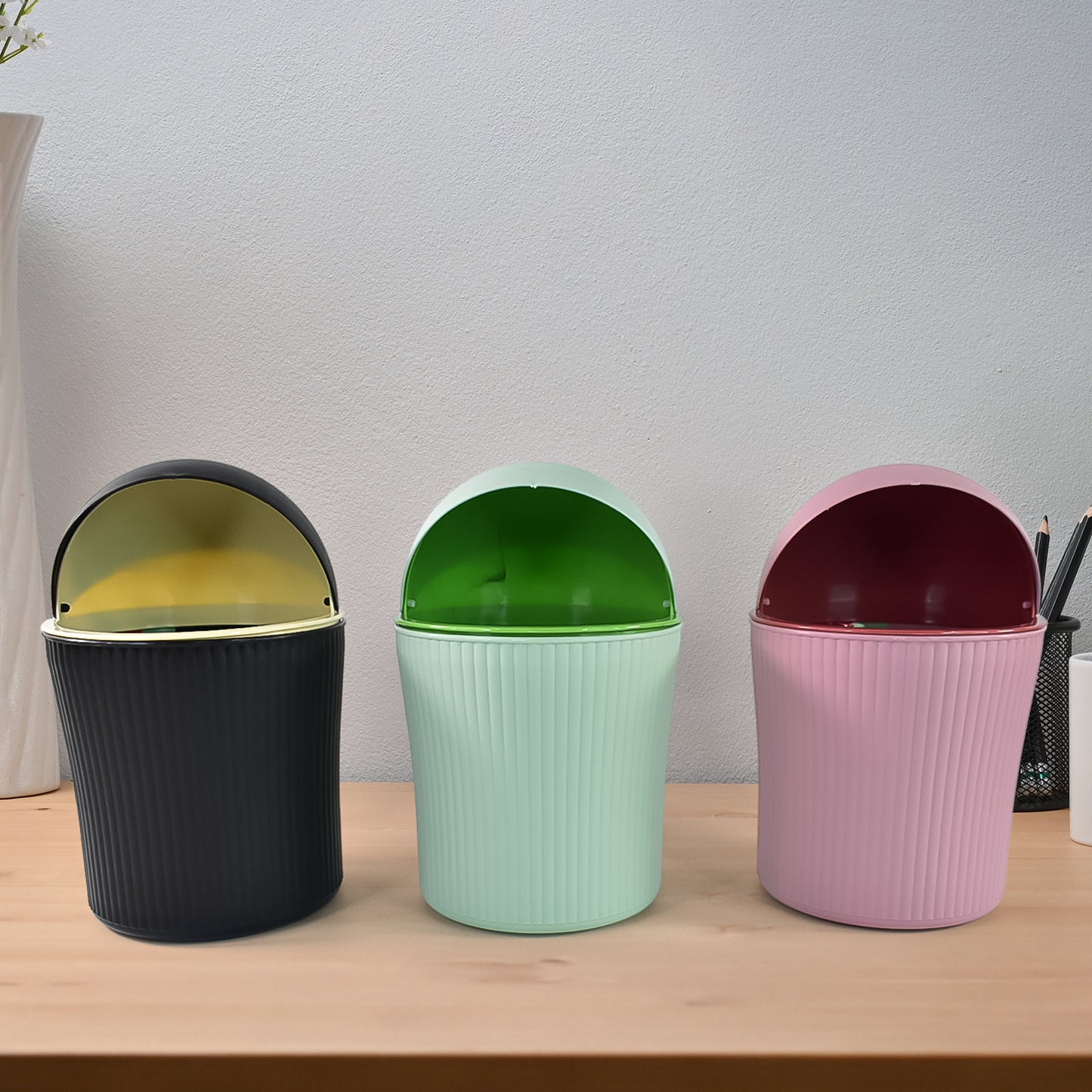 Mini Tabletop Dustbin – 1200ml (Mix Color)